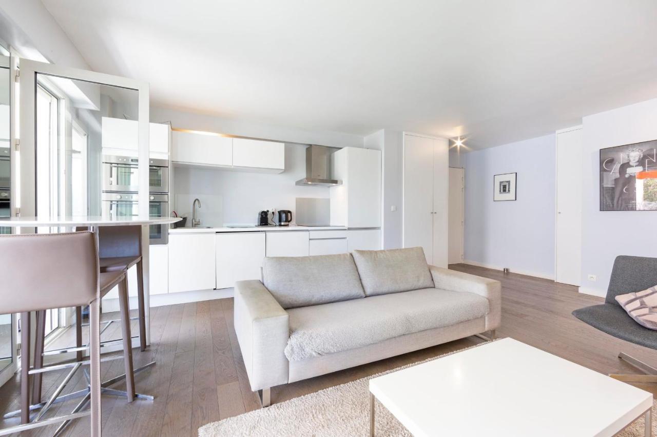 Modern Apartment 2 Bedrooms Quiet Terrace In A Palm Beach Area, 30 Meters From Seaside Cannes Exteriér fotografie